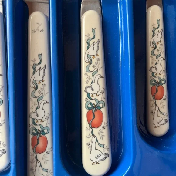 Vintage Marmalade Flatware Set goose and ribbon pattern - Picture 3 of 4